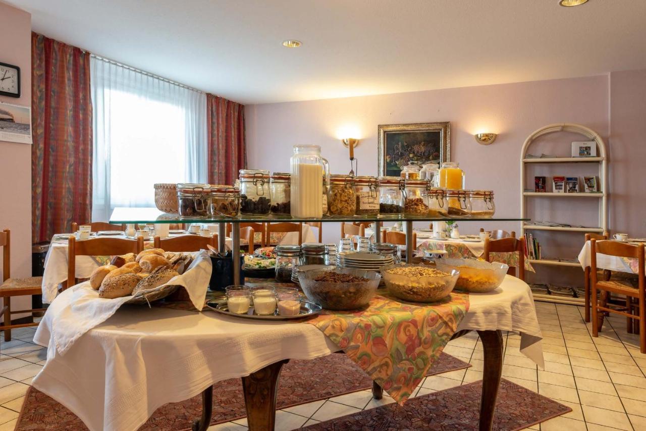 Enjoyhotel Garni Korntal Stuttgart B&B Parkplatz Sprinter Esterno foto